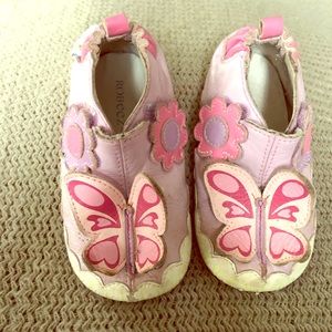 robeez first walkers